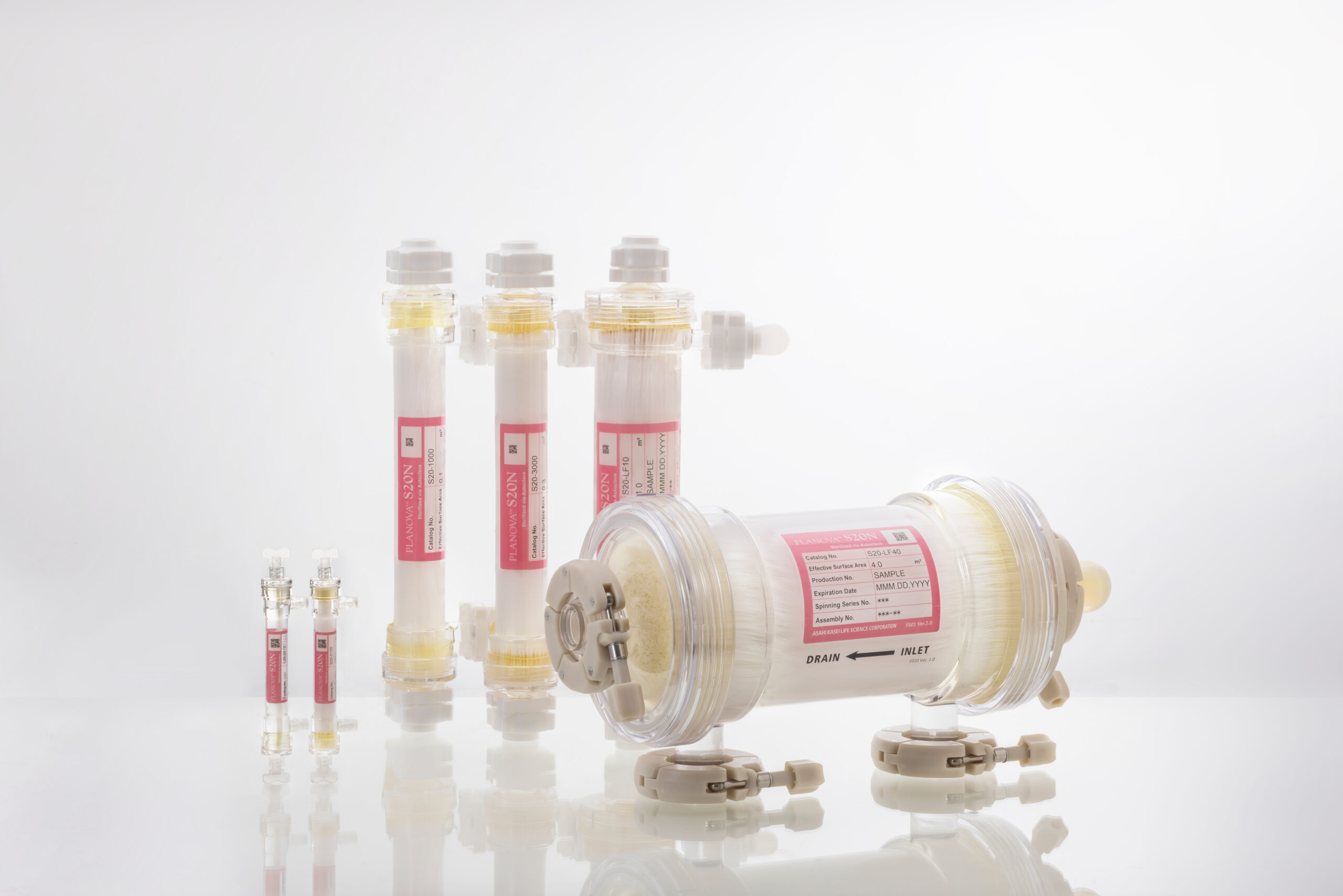 延岡発祥の技術で医薬の安全性と発展に貢献し、
世界中の「いのち」を支えている会社です。の写真